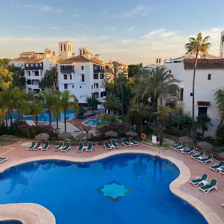 Apartamento De Lujo Elviria Urb Ona Club
