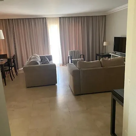 Apartamento De Lujo Elviria Urb Ona Club * Marbella