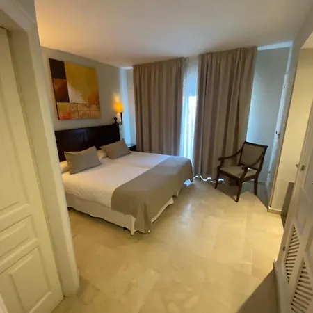 Apartamento De Lujo Elviria Urb Ona Club Apartment
